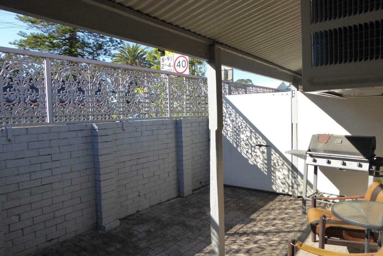 Windmill Motel Wollongong Exterior foto